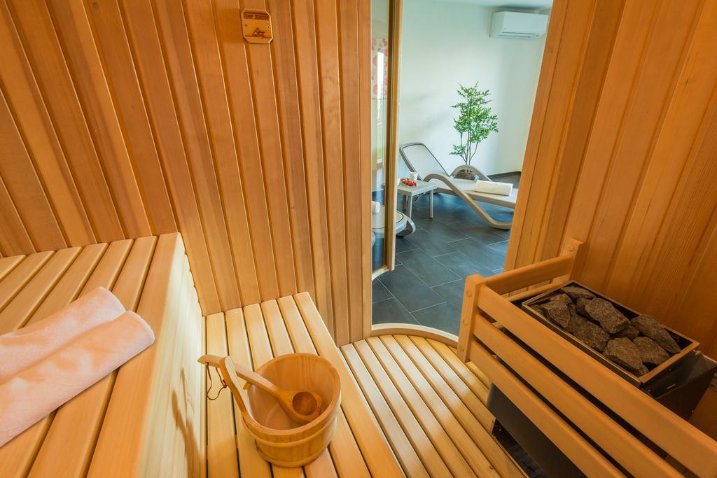Villa Manus - Boutique Apartments Lovran Bagian luar foto