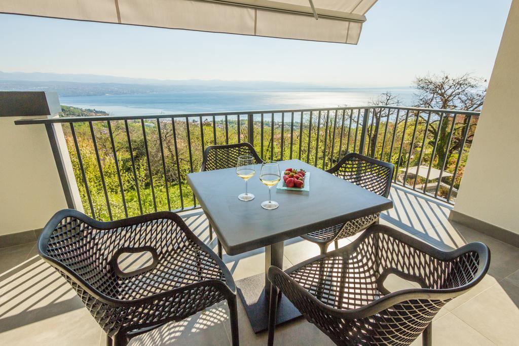 Villa Manus - Boutique Apartments Lovran Bagian luar foto