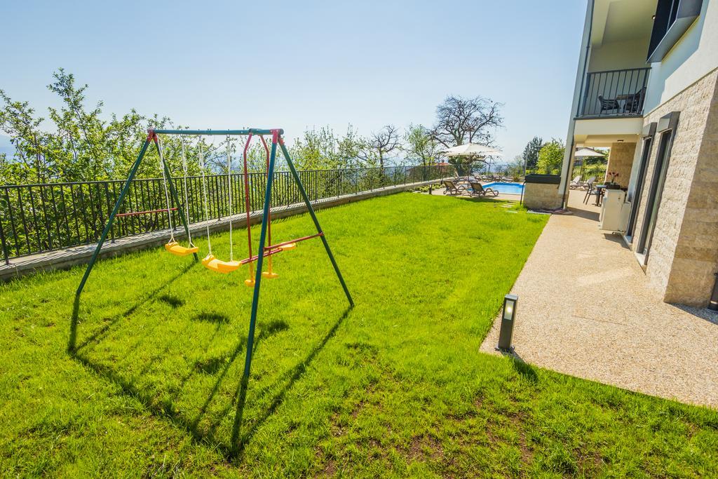 Villa Manus - Boutique Apartments Lovran Bagian luar foto